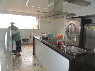 Apartamento de 4 alcobas en arriendo en Los Rosales, Bogotá, 266 m² · foto 11 de 20