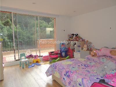 Apartamento de 4 alcobas en arriendo en Los Rosales, Bogotá, 266 m² · foto 12 de 20