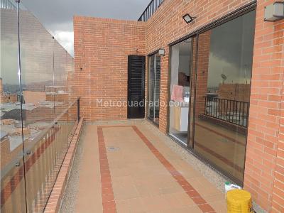 Apartamento de 4 alcobas en arriendo en Los Rosales, Bogotá, 266 m² · foto 15 de 20