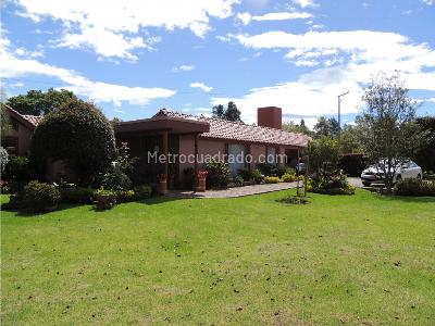 Casa de 3 alcobas en venta en Guaymaral, Bogotá · foto 2 de 20