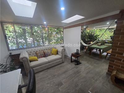 Apartaestudio en venta en La Inmaculada, Envigado, 128 m² · foto 1 de 18