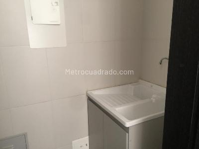 Apartamento de 1 alcoba en venta en Chico, Bogotá, 43 m² · foto 9 de 12