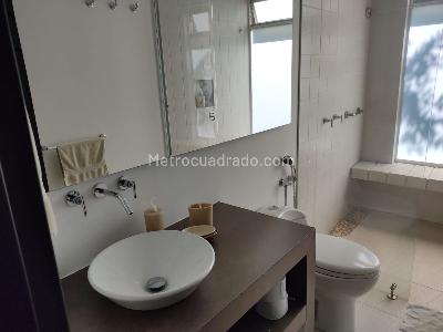 Casa de 4 alcobas en venta en Peñalisa, Girardot, 358 m² · foto 13 de 20