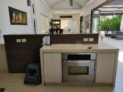 Casa de 4 alcobas en venta en Peñalisa, Girardot, 358 m² · foto 15 de 20