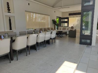 Casa de 4 alcobas en venta en Peñalisa, Girardot, 358 m² · foto 7 de 20
