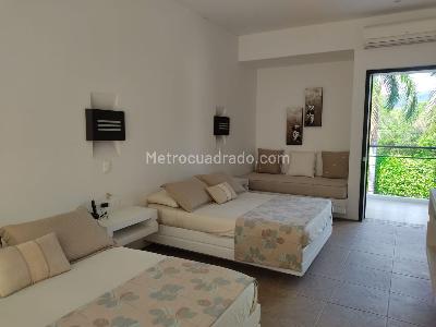 Casa de 4 alcobas en venta en Peñalisa, Girardot, 358 m² · foto 9 de 20