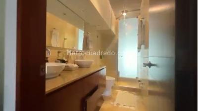 Apartamento en arriendo en Chico Reservado, Bogotá · foto 2 de 12