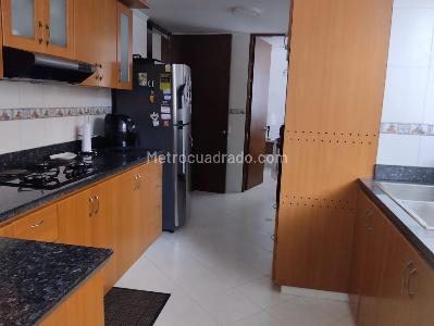 Apartamento de 3 alcobas en venta en Chico Norte Iii, Bogotá, 148 m² · foto 12 de 20