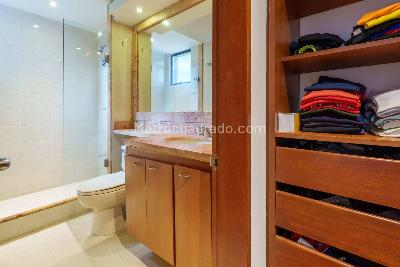 Casa de 5 alcobas en venta en Altos De Lindaraja, Bogotá, 300 m² · foto 10 de 19