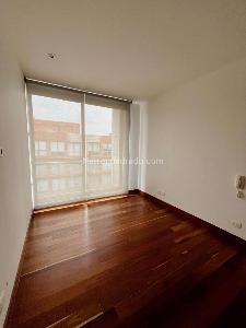 Apartamento de 3 alcobas en arriendo en Chico Reservado, Bogotá, 160 m² · foto 15 de 20