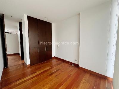 Apartamento de 3 alcobas en arriendo en Chico Reservado, Bogotá, 160 m² · foto 10 de 20