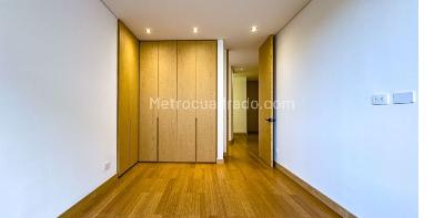 Apartamento en venta en Chico, Bogotá · foto 4 de 19