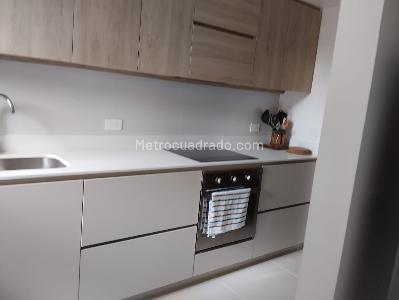 Apartamento de 2 alcobas en venta en Chico Norte, Bogotá, 112 m² · foto 2 de 19