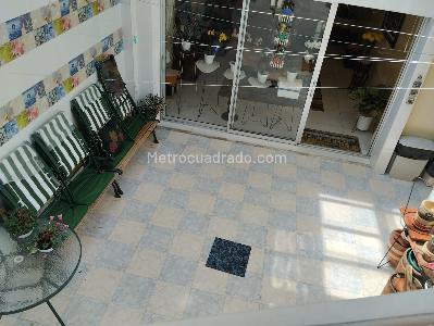 Casa de 4 alcobas en venta en Park Way, Bogotá, 289 m² · foto 4 de 13