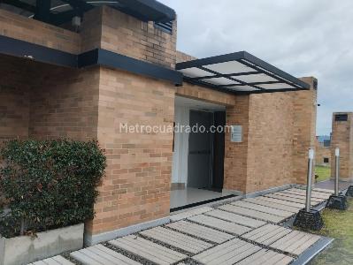 Apartamento de 1 alcoba en venta en Cedritos, Bogotá, 57 m² · foto 9 de 20