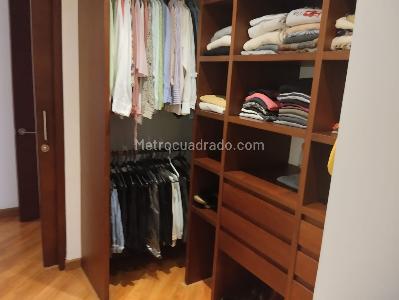 Apartamento de 3 alcobas en venta en Chico Museo, Bogotá, 275 m² · foto 6 de 20