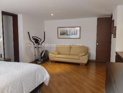 Apartamento de 3 alcobas en venta en Chico Museo, Bogotá, 275 m² · foto 18 de 20