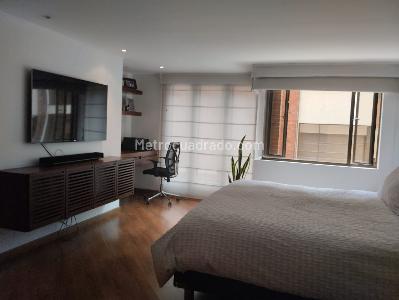 Apartamento de 3 alcobas en venta en Chico Museo, Bogotá, 275 m² · foto 4 de 20