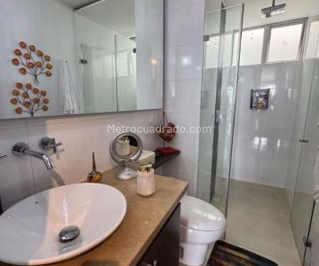 Apartamento de 2 alcobas en venta en Antiguo Contry, Bogotá, 148 m² · foto 17 de 20