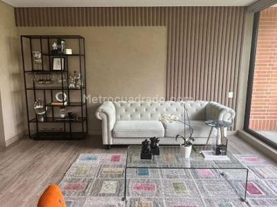 Apartamento de 2 alcobas en venta en Reserva Del Chico, Bogotá, 120 m² · foto 15 de 20