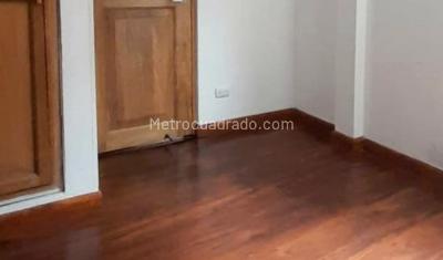 Apartamento en venta en Santa Barbara Central, Bogotá · foto 4 de 8