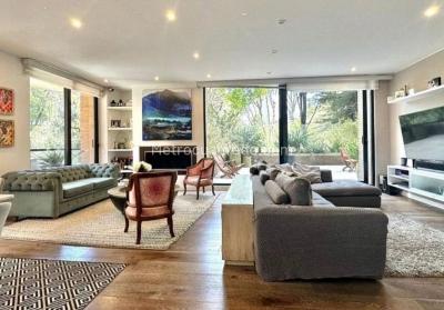 Apartamento de 3 alcobas en venta en Chico Cabrera, Bogotá, 285 m² · foto 14 de 20