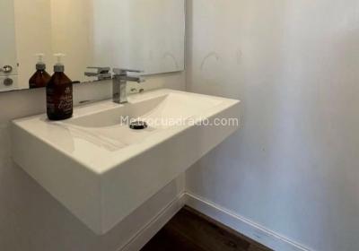Apartamento de 3 alcobas en venta en Chico Cabrera, Bogotá, 285 m² · foto 18 de 20