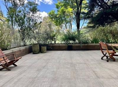Apartamento de 3 alcobas en venta en Chico Cabrera, Bogotá, 285 m² · foto 2 de 20