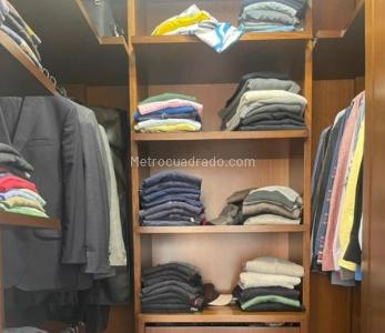 Apartamento de 3 alcobas en venta en Chico Cabrera, Bogotá, 285 m² · foto 10 de 20
