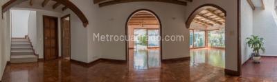 Casa de 3 alcobas en venta en Santabarbara, Bogotá, 594 m² · foto 6 de 19