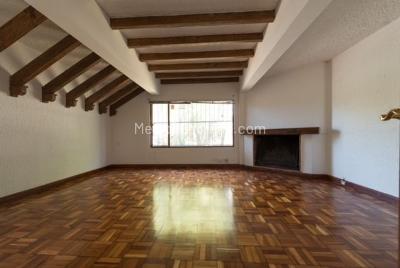 Casa de 3 alcobas en venta en Santabarbara, Bogotá, 594 m² · foto 9 de 19