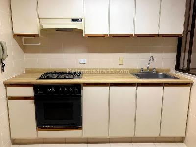 Apartamento de 2 alcobas en venta en Parque Del Virrey, Bogotá, 136 m² · foto 18 de 20