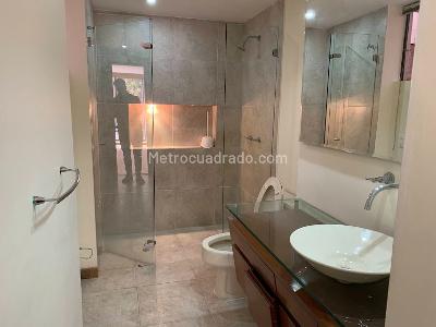 Apartamento de 2 alcobas en venta en Parque Del Virrey, Bogotá, 136 m² · foto 6 de 20