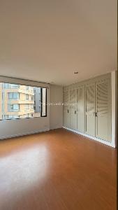 Apartamento en venta en San Patricio, Bogotá · foto 4 de 10