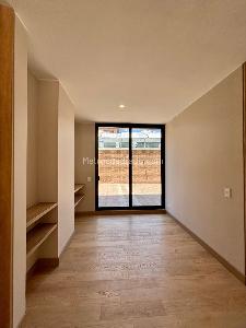 Apartamento de 3 alcobas en venta en Chico Cabrera, Bogotá, 188 m² · foto 11 de 12