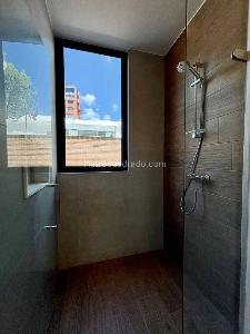 Apartamento de 3 alcobas en venta en Chico Cabrera, Bogotá, 188 m² · foto 4 de 12
