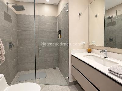 Apartamento de 2 alcobas en venta en Chico Norte, Bogotá, 106 m² · foto 13 de 20