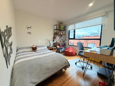 Apartamento de 3 alcobas en venta en Chico, Bogotá, 117 m² · foto 2 de 13