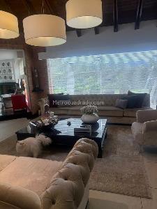 Casa de 4 alcobas en venta en Guaymaral, Bogotá, 1180 m² · foto 7 de 17
