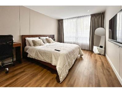 Apartamento de 2 alcobas en venta en Chico Reservado, Bogotá, 121 m² · foto 7 de 7
