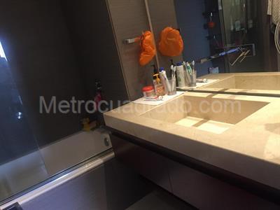 Apartamento de 3 alcobas en venta en Carolina Country Club, Bogotá, 170 m² · foto 10 de 14