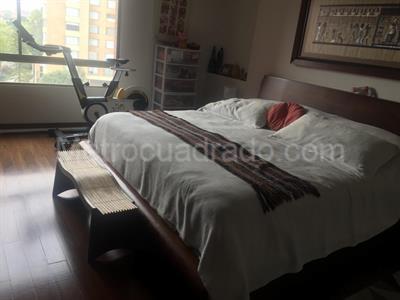 Apartamento de 3 alcobas en venta en Carolina Country Club, Bogotá, 170 m² · foto 12 de 14