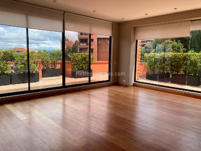 Apartamento de 4 alcobas en venta en Santa Bárbara Alta, Bogotá, 530 m² · foto 11 de 20
