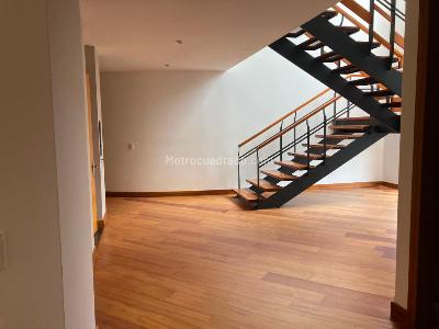 Apartamento de 4 alcobas en venta en Santa Bárbara Alta, Bogotá, 530 m² · foto 3 de 20