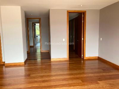 Apartamento de 4 alcobas en venta en Santa Bárbara Alta, Bogotá, 530 m² · foto 7 de 20