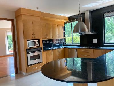 Apartamento de 4 alcobas en venta en Santa Bárbara Alta, Bogotá, 530 m² · foto 9 de 20