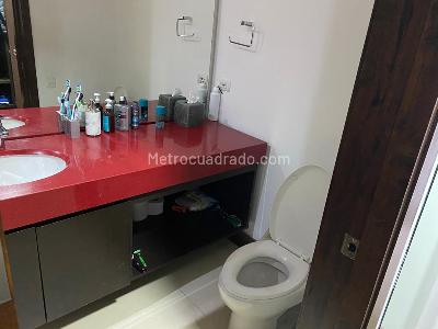Apartamento de 3 alcobas en venta en Cerros De Los Alpes, Bogotá, 326 m² · foto 9 de 15
