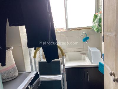 Apartamento de 3 alcobas en venta en Cedritos, Bogotá, 99 m² · foto 8 de 19