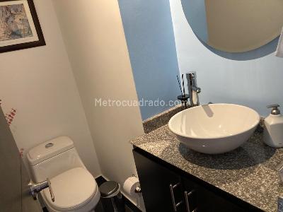 Apartamento de 3 alcobas en venta en Cedritos, Bogotá, 99 m² · foto 9 de 19