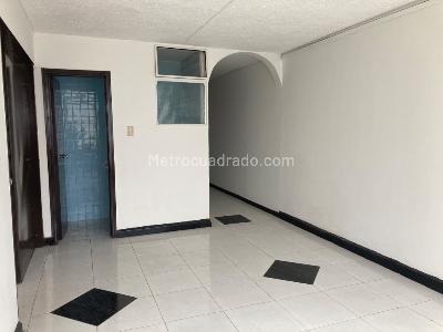 Casa de 4 alcobas en venta en Los Andes Barrios Unidos, Bogotá, 192 m² · foto 3 de 20